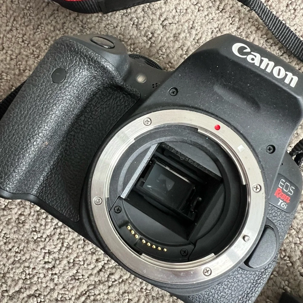 Canon Black Digital Camera t6i with Versatile Lens Kit 50mm